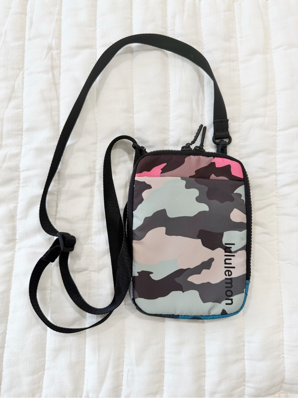 Lululemon Camo Crossbody Phone Bag Festival Travel Belt Bag Athletic Unisex